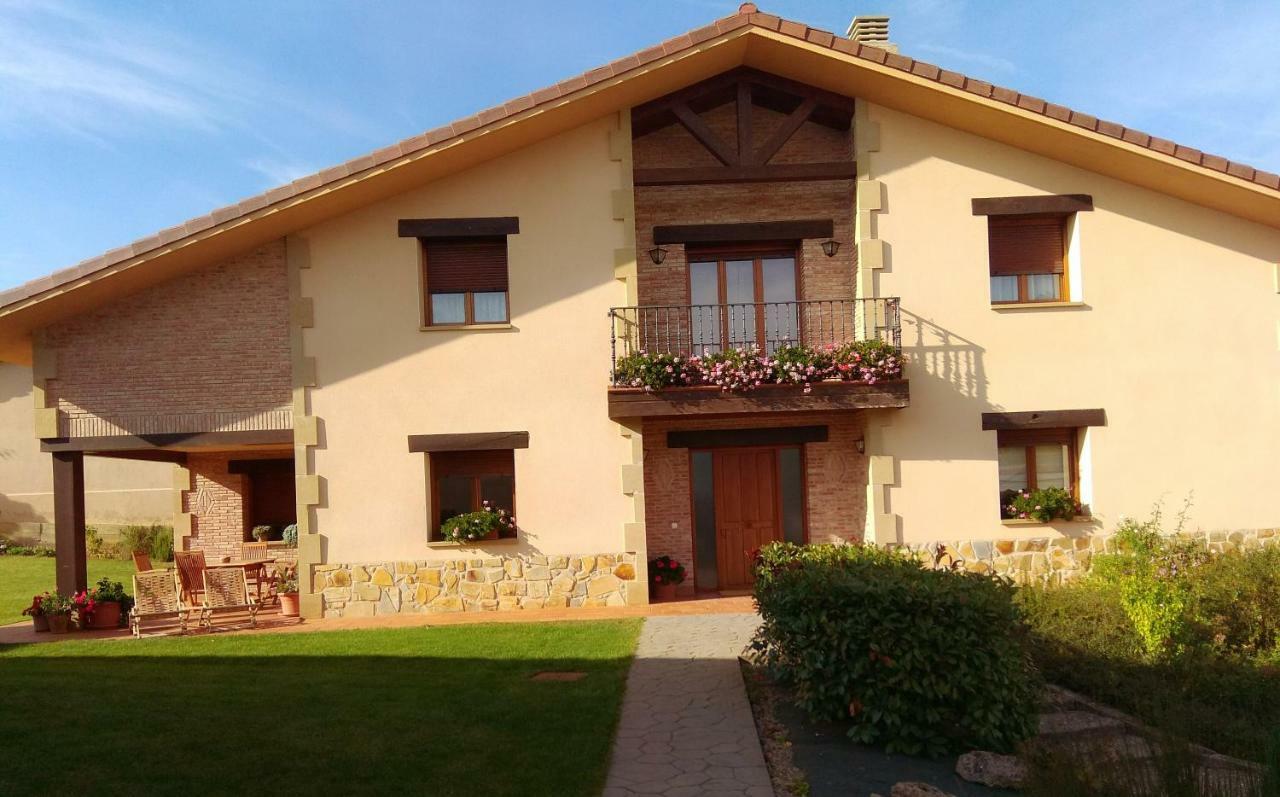 El Chalet Del Golf Urturi Exteriér fotografie
