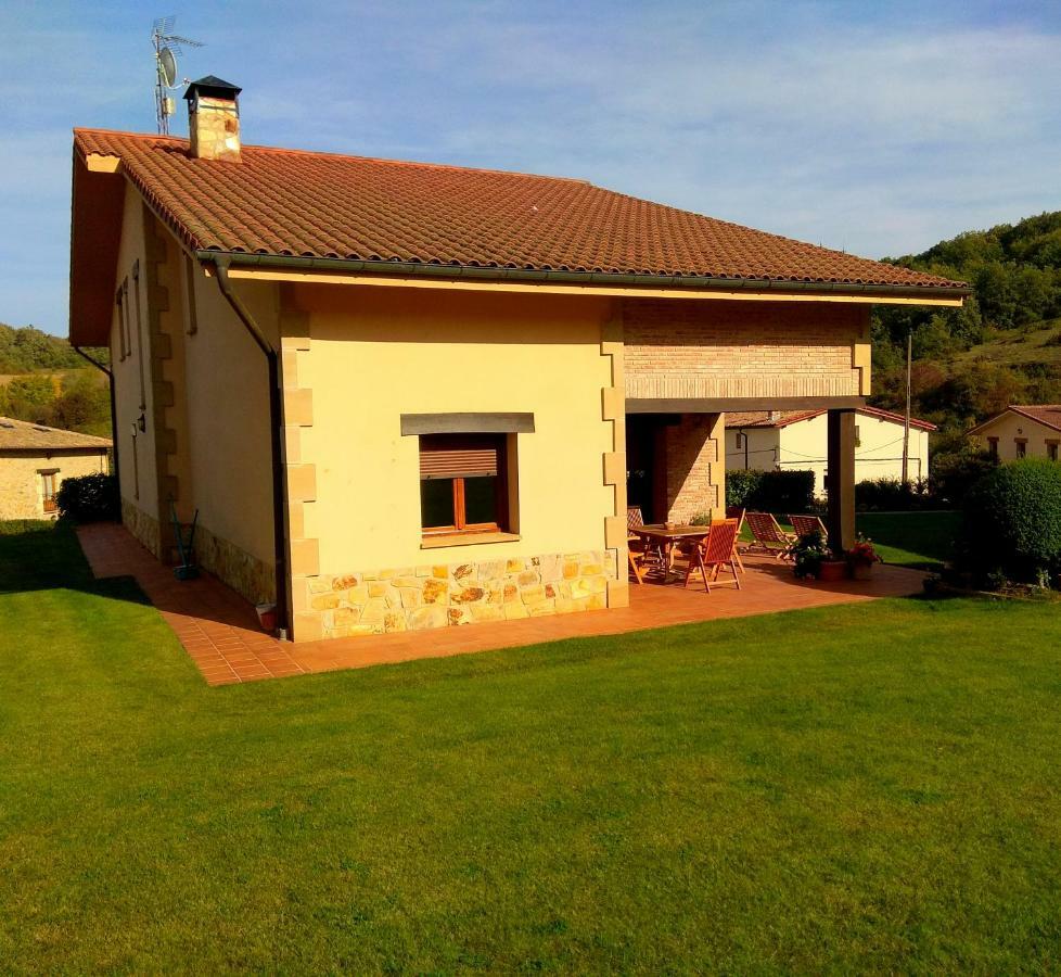 El Chalet Del Golf Urturi Exteriér fotografie